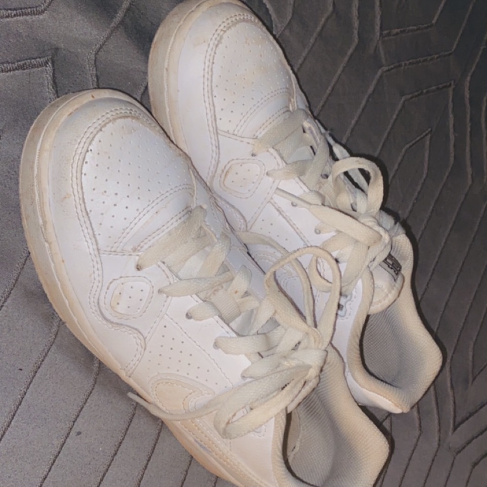 White Air Force 1’s low rise
